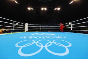 2028洛杉磯奧運拳擊差啲被取消？前奧運代表帶你拆解 LA28 賽程、場地，以及 World Boxing 拯救奧運拳擊嘅權力遊戲。一文睇清奧運拳擊與職業賽嘅戰術分別同最新量級分佈！